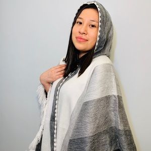 Alpaca poncho